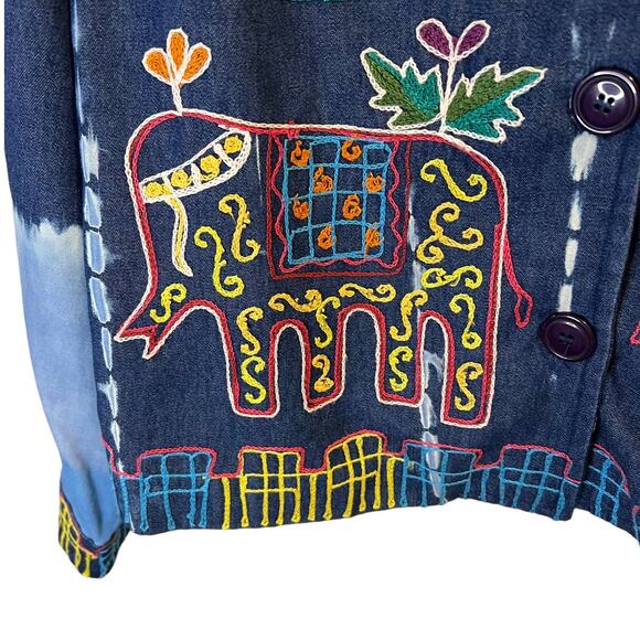 Madison Studio, Blue, Aztec Embroidery Button Top, Women's L - Picture 4 of 15